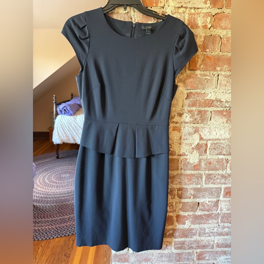 The most elegant Jcrew dress - size 4 navy